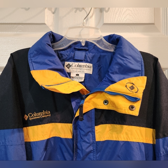 COLUMBIA men's size Large  jacket. - Picture 3 of 6